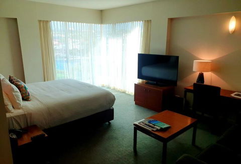 Port Lincoln Hotel - Broome Tourism 3