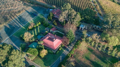 Vineyard Cottage BnB - Broome Tourism 1