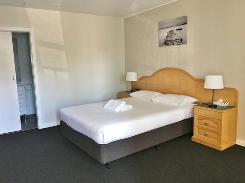 Hilton Beachfront Motel - Broome Tourism 31