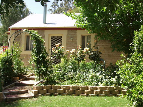Riesling Trail & Clare Valley Cottages - Broome Tourism 3