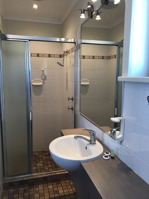 Robetown Motor Inn & Apartments - Broome Tourism 14