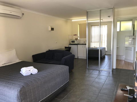 Robetown Motor Inn & Apartments - Broome Tourism 41