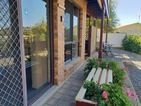 Barossa Valley Studio - Broome Tourism 6