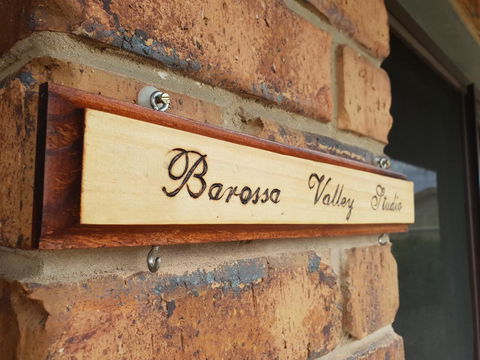 Barossa Valley Studio - Broome Tourism 10