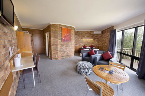 Kangaroo Island Seaside Inn - Broome Tourism 30