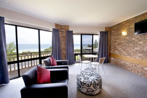 Kangaroo Island Seaside Inn - Broome Tourism 1