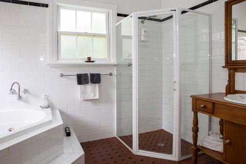 Clare Valley Heritage Retreat - Broome Tourism 0