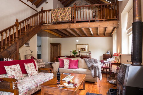 Clare Valley Heritage Retreat - Broome Tourism 12