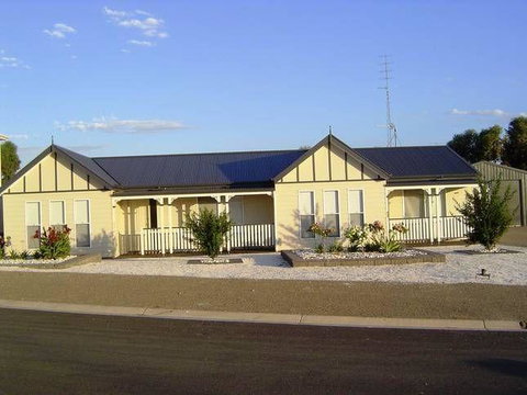 Moontana - Broome Tourism 0