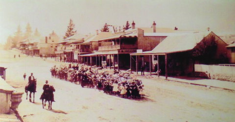 Wallace Lodge - PID-STRA-16871 - Broome Tourism 8