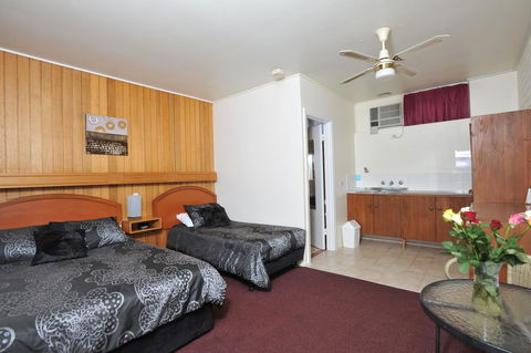 Kangaroo Island Seaview Motel - Broome Tourism 19