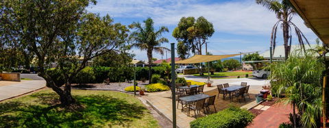 Kangaroo Island Seaview Motel - Broome Tourism 5