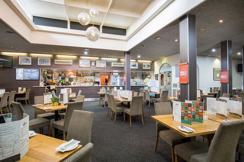 Nightcap At Federal Hotel Mt Gambier - Broome Tourism 14