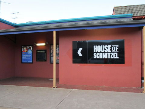 Nightcap At Federal Hotel Mt Gambier - Broome Tourism 23