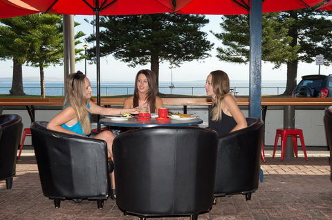 Grand Tasman Hotel - Broome Tourism 14