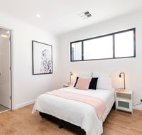 Brand new affordable luxury 3 bedroom 3 bathrooms house close to Adelaide city Chinatown beach Adelaide Airport - Broome Tourism