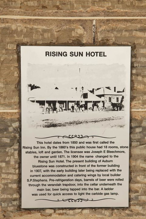 The Rising Sun Hotel - Broome Tourism 3