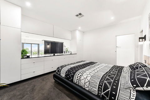 KENNEDY EXECUTIVE TOWNHOUSE - Broome Tourism 20
