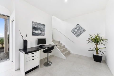 KENNEDY EXECUTIVE TOWNHOUSE - Broome Tourism 8