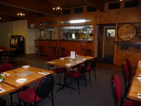 The Wine Vine Hotel - Broome Tourism 8