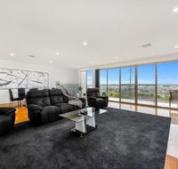 BENGALEE EXECUTIVE TOWNHOUSE- MODERN  STYLISH - Broome Tourism