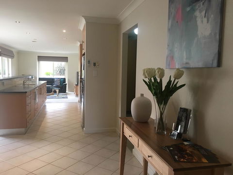 Apartment 229 Mount Gambier - Broome Tourism 5