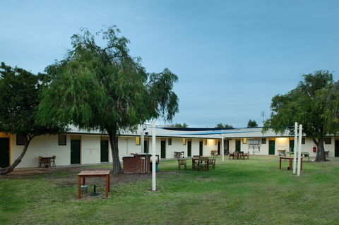 The Anglers Inn - Broome Tourism 0