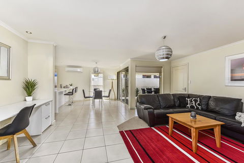 City Fringe Apartment - Broome Tourism 0