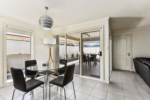 City Fringe Apartment - Broome Tourism 6