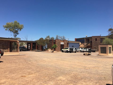 Desert Cave Hotel - Broome Tourism 36