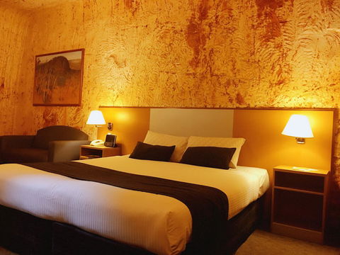 Desert Cave Hotel - Broome Tourism 37