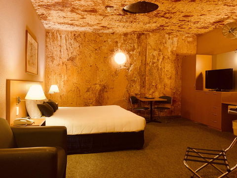 Desert Cave Hotel - Broome Tourism 18