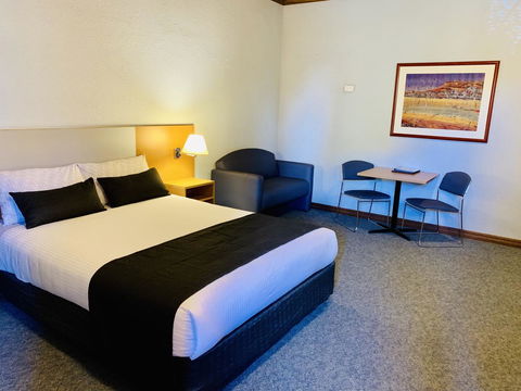 Desert Cave Hotel - Broome Tourism 19