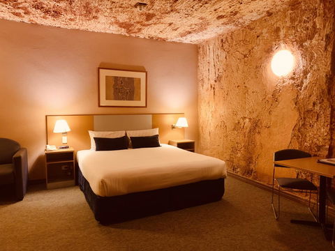 Desert Cave Hotel - Broome Tourism 17