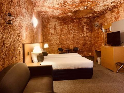 Desert Cave Hotel - Broome Tourism 16