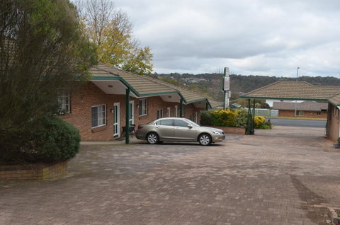 Deer Park Motor Inn Armidale - Broome Tourism 21