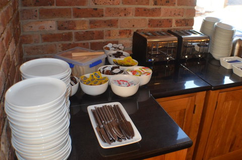 Deer Park Motor Inn Armidale - Broome Tourism 15