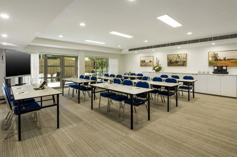 Quest Griffith - Broome Tourism 10