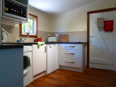 Andy\'s Accommodation - Broome Tourism 15