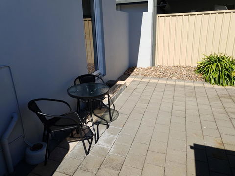 Limestone Coast Lifestyle Apartments - Broome Tourism 12