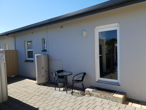 Limestone Coast Lifestyle Apartments - Broome Tourism 7