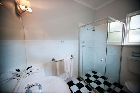 St Francis Winery - Broome Tourism 3