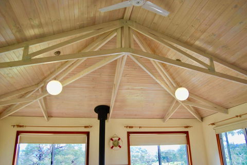 Annie\'s Balquhidder Cottage - Broome Tourism 2