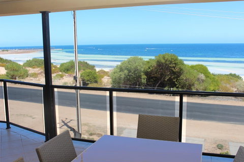 The Lighthouse - Beachfront Accommodation - Broome Tourism 9