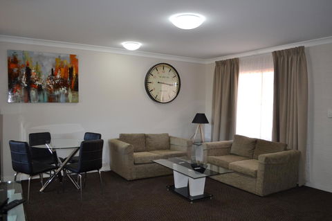 Cattlemans Country Motor Inn & Serviced Apartments - Broome Tourism 41