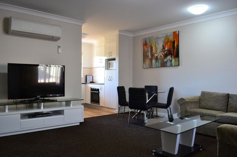 Cattlemans Country Motor Inn & Serviced Apartments - Broome Tourism 42