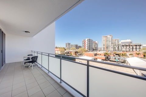 Adina Apartment Hotel Wollongong - Broome Tourism 19