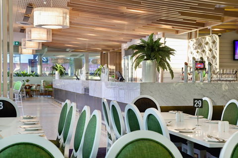 Walkers Arms Hotel - Broome Tourism 12