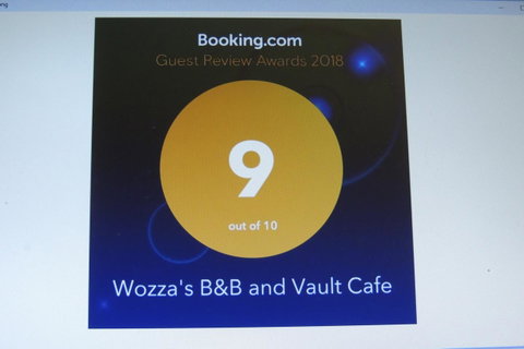 Wozza's B&B - Broome Tourism 1