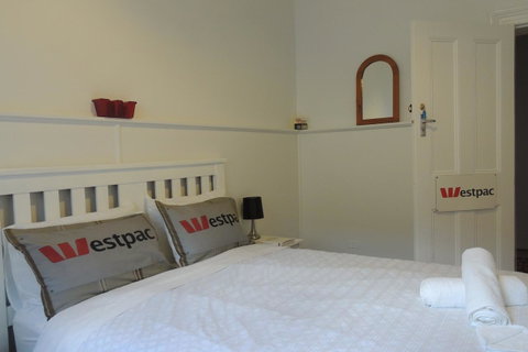 Wozza's B&B - Broome Tourism 36